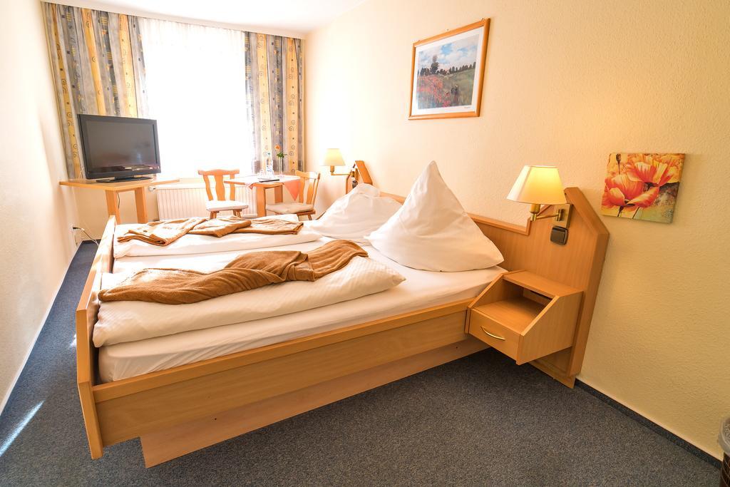 Hotel Zum Lieben Augustin Meersburg Quarto foto