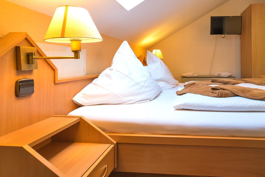 Hotel Zum Lieben Augustin Meersburg Quarto foto